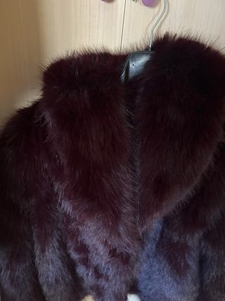 Chaqueta pelo borgoña talla XS