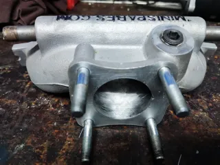 Colector de admisión para Mini Clásico ( pulido )