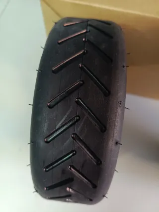 Ruedas patinete (cubierta y cámara)