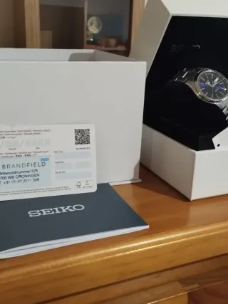 Seiko 5 Automático Reloj Azul y Plateado