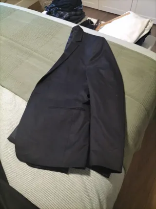 Traje de hombre negro