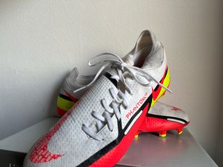Botas Fútbol Nike Phantom TALLA 41 (EUR)