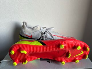 Botas Fútbol Nike Phantom TALLA 41 (EUR)