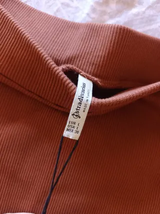 Conjunto de punto marrón