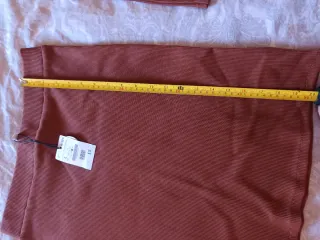 Conjunto de punto marrón