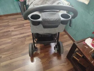 Silla de paseo Joie gris