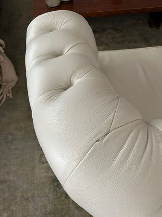 Divano Chester in pelle bianca