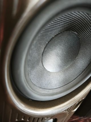 Altavoces HiFi Mission M70 Negros