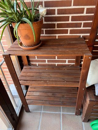 Scaffale Tordh Ikea in legno marrone