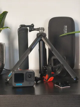 GoPro Hero 10 Black + Accesorios