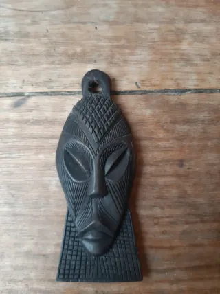 3 Máscaras Vintage Africanas Decorativas