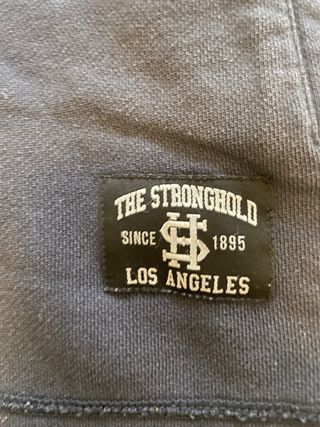 Pantalones azul oscuro de The Stronghold