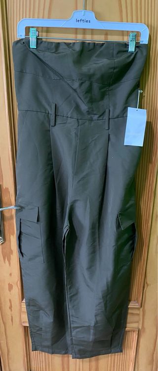 Mono verde militar sin mangas