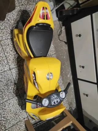 Moto Infantil Amarilla