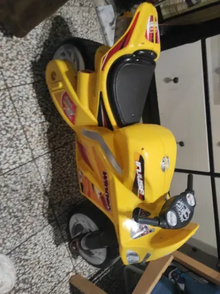 Moto Infantil Amarilla