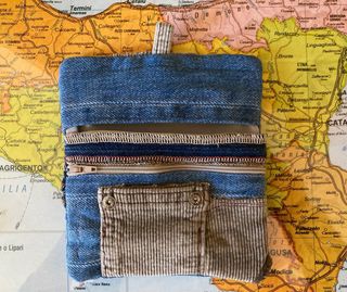 Porta tabacco in denim