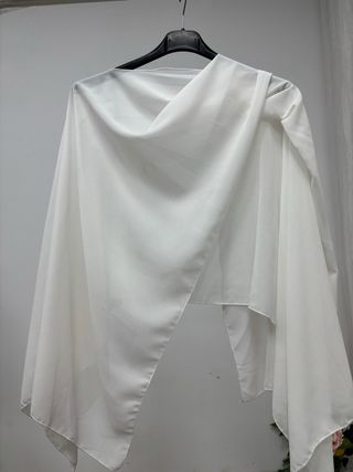 Chal gasa blanco para fiesta