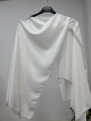 Chal gasa blanco para fiesta