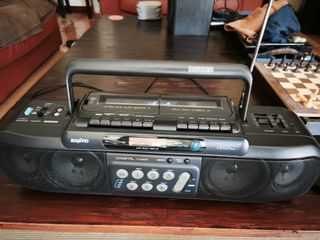 Radio Casete Sanyo Digital Tuner Surround