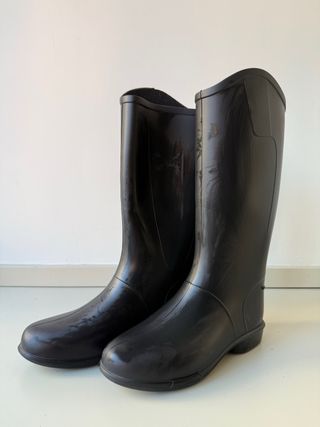 Espaldera y Botas equitación.