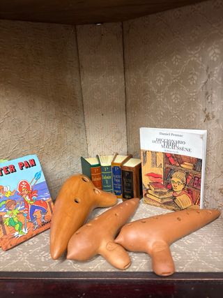 Esquinera de caoba con cristal