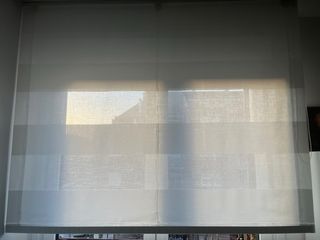Estor blanco con mecanismo