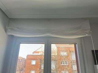 Estor blanco con mecanismo