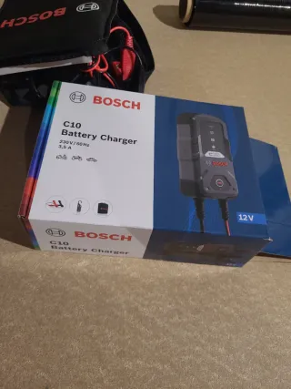 Cargador Batería Coche Bosch C10 12V