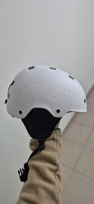 Casco esquí/snowboard blanco moteado