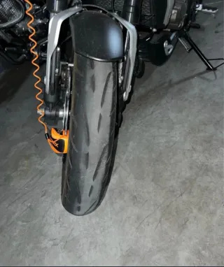 Voge 300 AC Naked Manual Verde/Negro