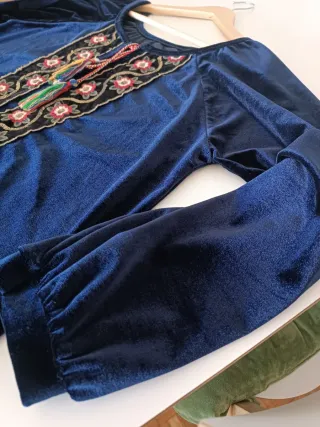 Blusa Terciopelo Bordada Boho (Made in Italy)
