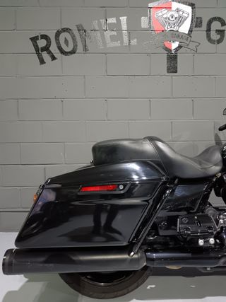Harley Davidson Street Glide CVO