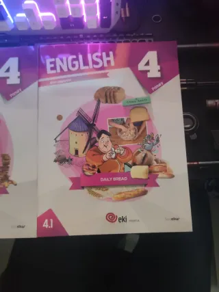 LH4 libro de texto English