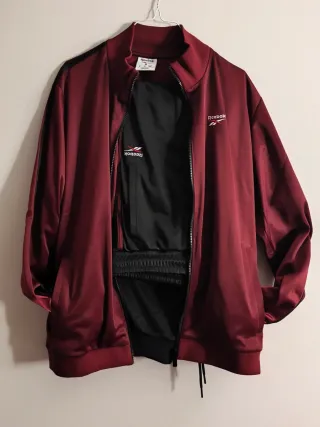 Conjunto Sudadera y Pantalón Reebok Nuevo