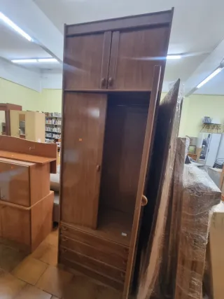 Armario madera 2 puertas