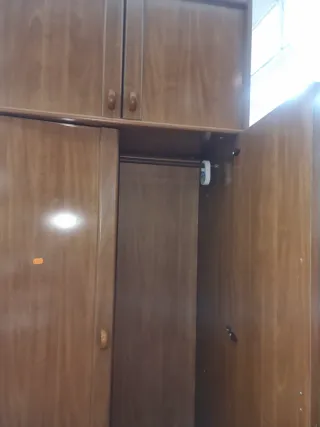 Armario madera 2 puertas