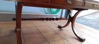 Mesa Escritorio Estilo Inglés Madera y Metal