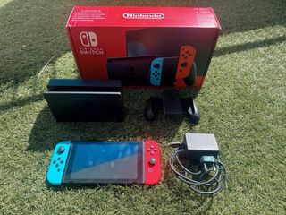 Nintendo Switch + Caja original