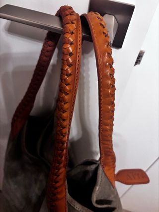 Bolso Aita ante gris y asas cuero marrón