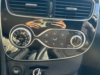 RENAULT CLIO ZEN ENERGY 2018 12.000km Etiqueta C