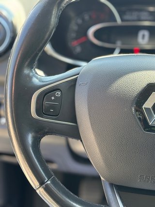 RENAULT CLIO ZEN ENERGY 2018 12.000km Etiqueta C