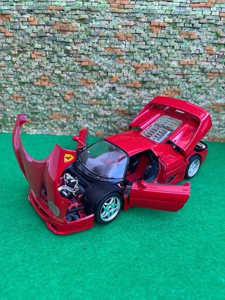 Ferrari F50 (1995) – Escala 1:18 – Bburago