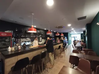 Bar Cafetería