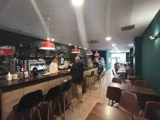 Bar Cafetería