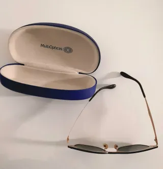 Gafas de sol Ray-Ban verde oscuro y doradas