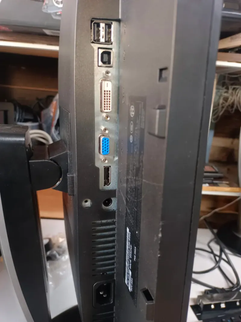 Monitor Dell Negro P2213t afbeelding 3