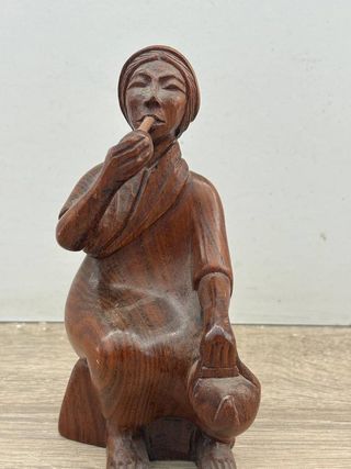 FIGURA DE MUJER