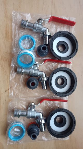 3x Grifo adaptador IBC/GRG de 1000L o Garrafas s60