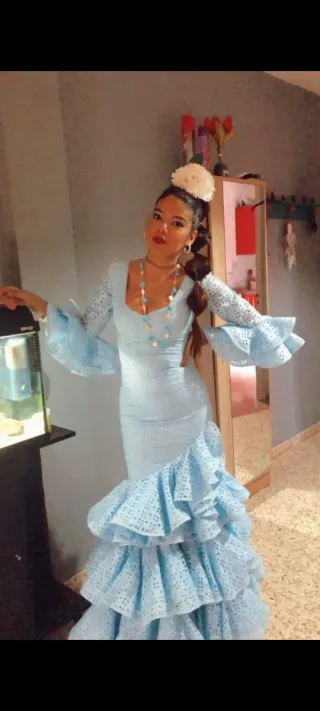 Traje de flamenca celeste