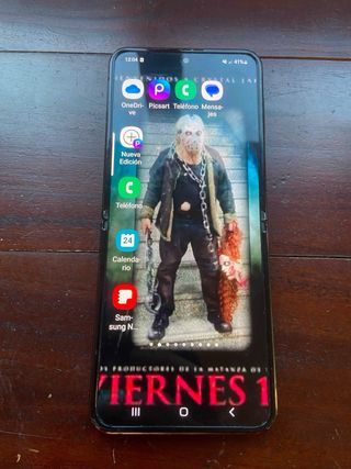 Samsung Galaxy Z Flip4